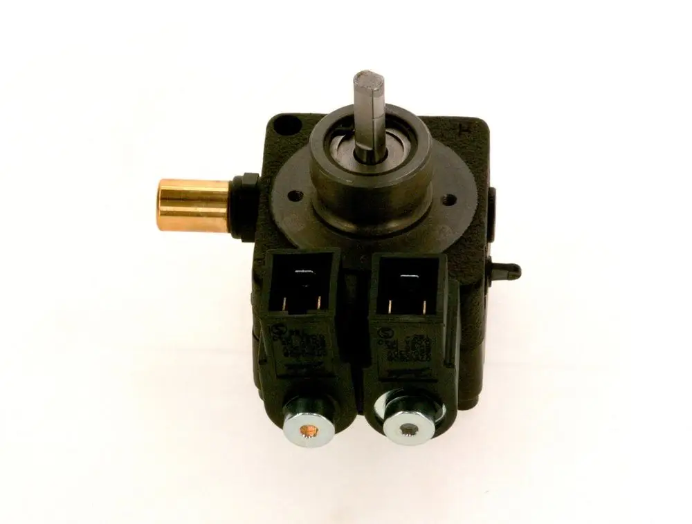 Ölpumpe von Bosch mit zwei elektrischen Anschlüssen und einer Auslassöffnung. Sie hat einen rotierenden Teil und besteht aus robustem Material.